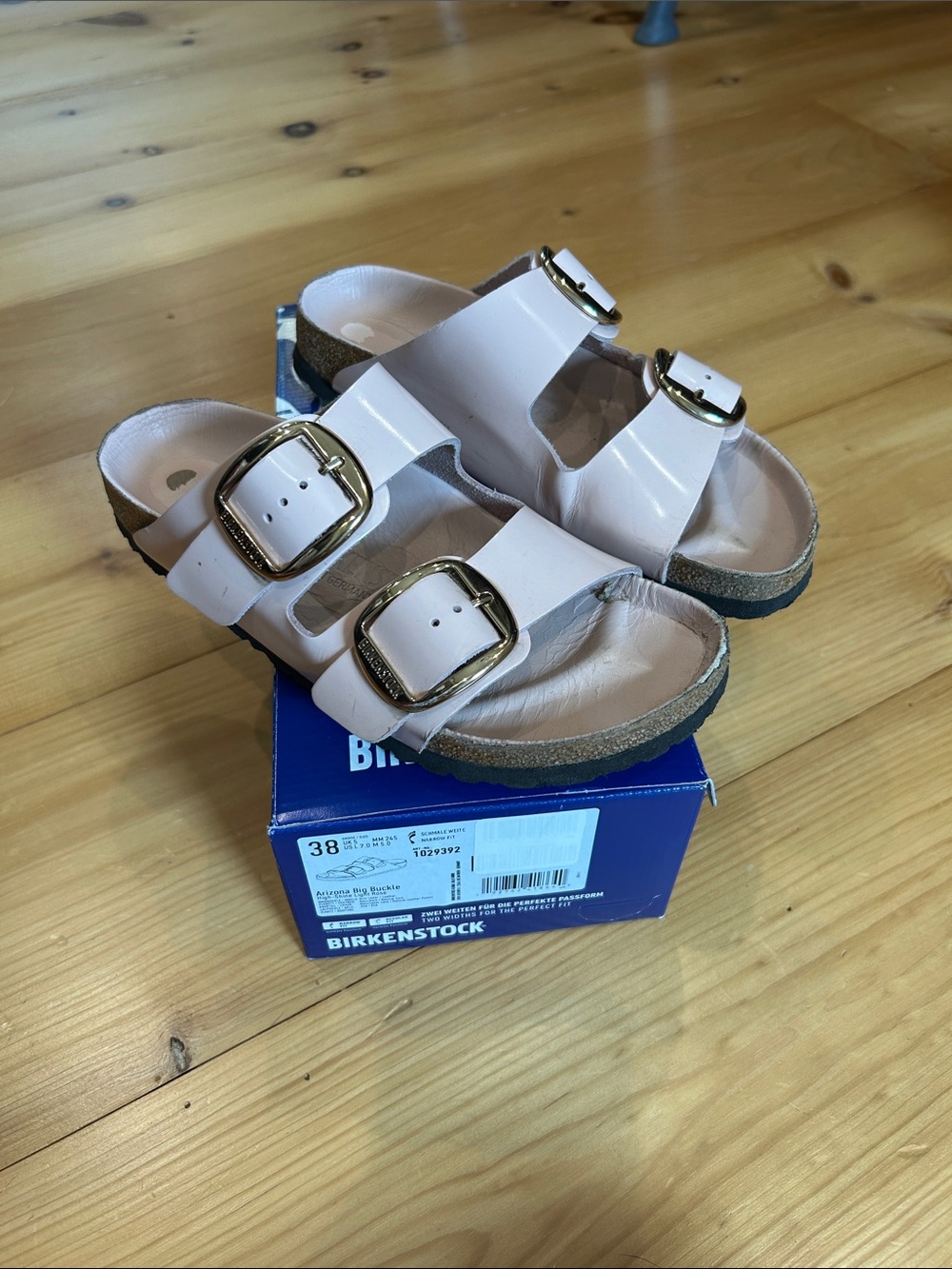 Birkenstock Arizona Big Buckle high shine light rose, gold buckle